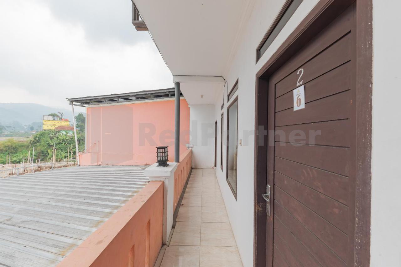 Pondok Hefi Ciwidey Mitra Reddoorz Kültér fotó
